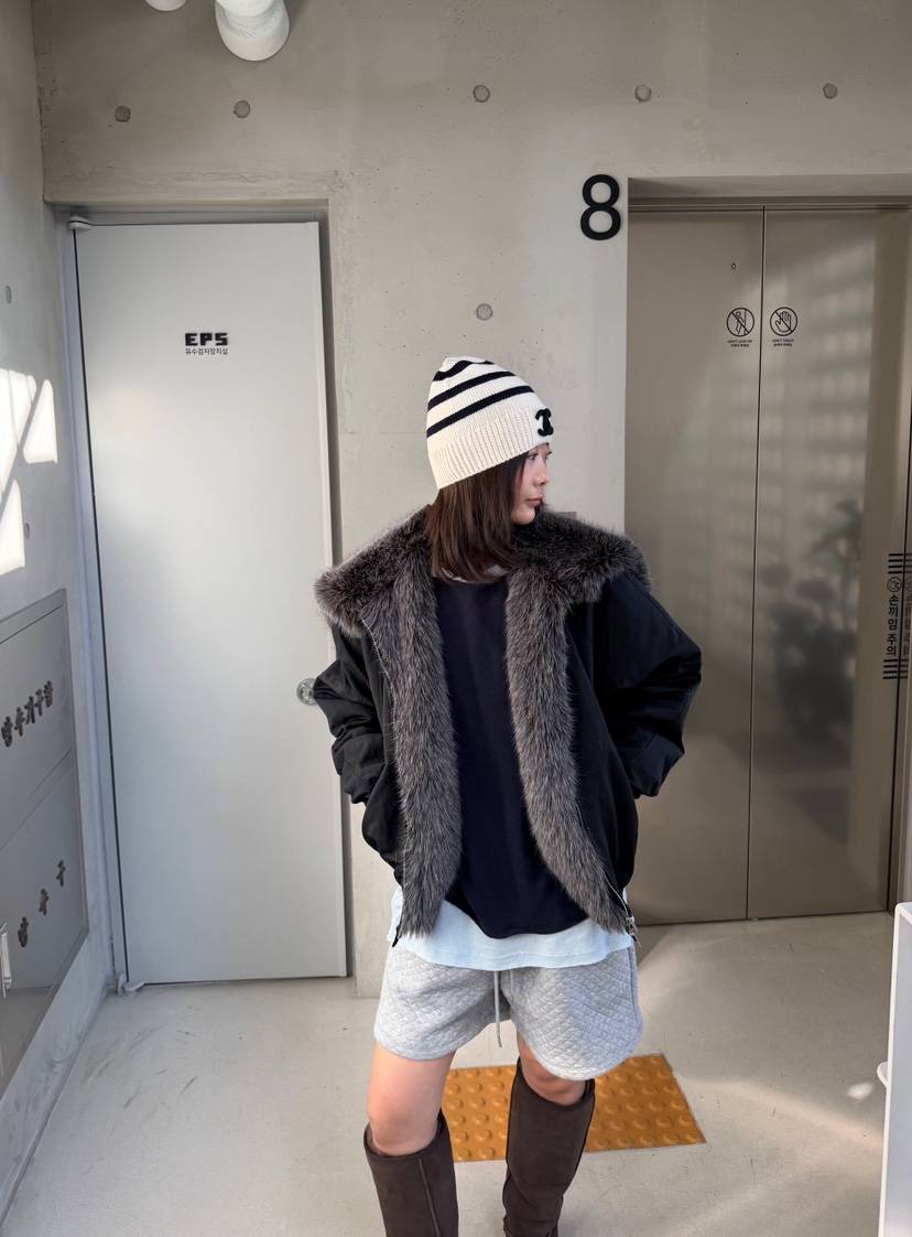 OLI EDIT東大門代購26秋冬毛領短款棉服落肩寬松絎縫OLI EDIT短款棉服