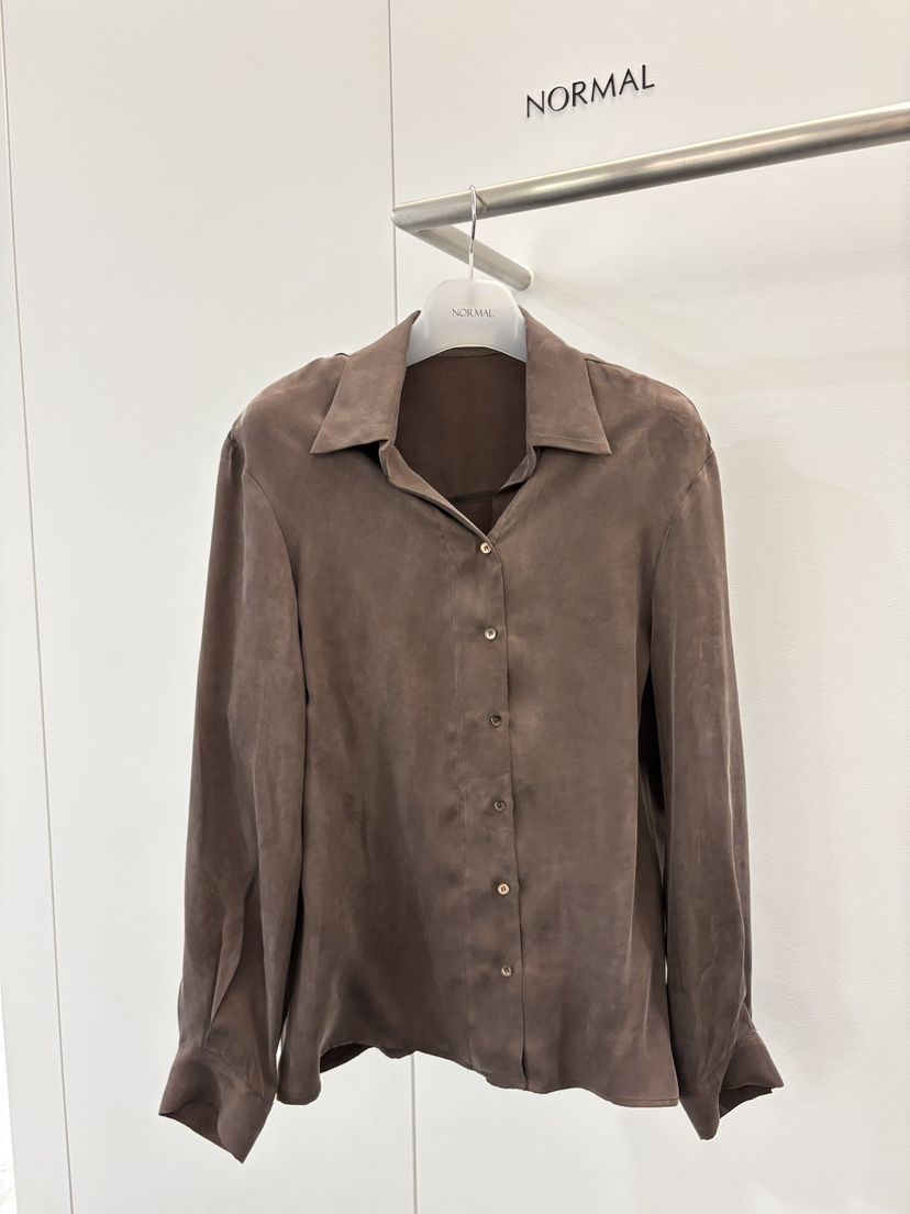 NORMAL韓國直郵26秋季垂墜感翻領長袖襯衫蕾絲衫單排扣翻領NORMAL襯衫/蕾絲衫