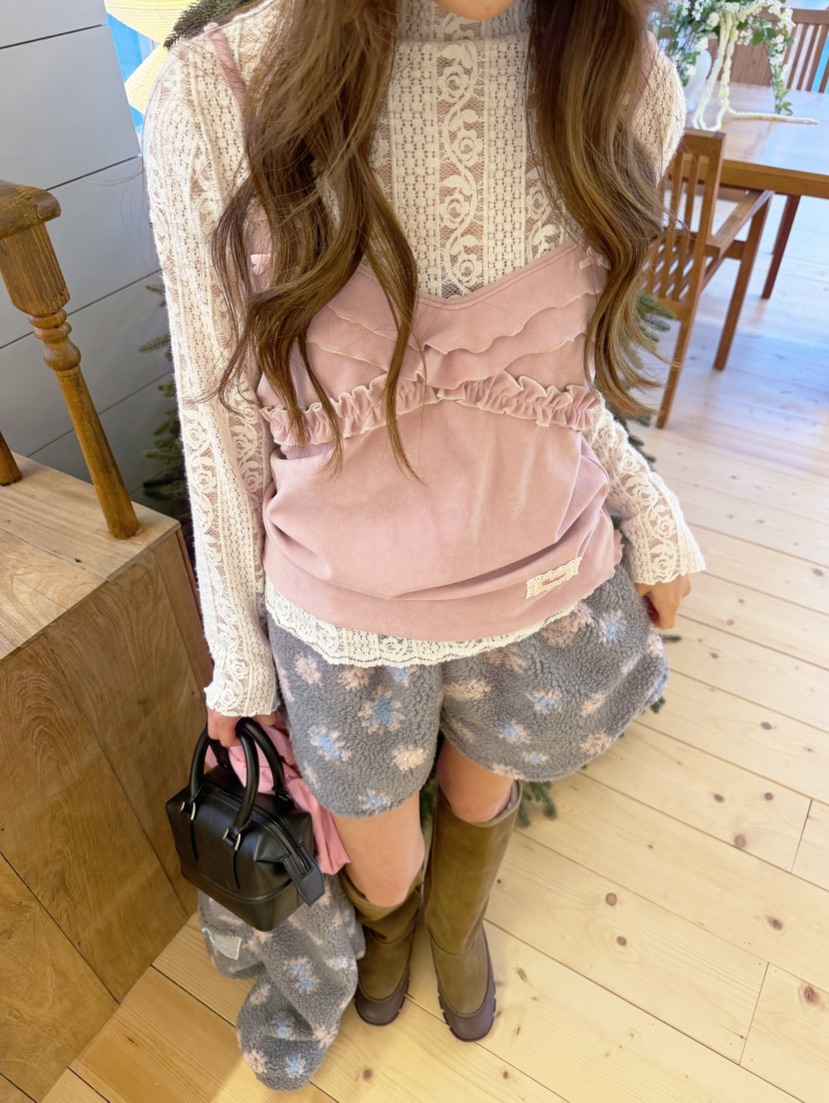 BOUTIQUE-L東大門實拍26秋冬荷葉邊吊帶背心不含內搭木耳邊荷BOUTIQUE-L吊帶/背心