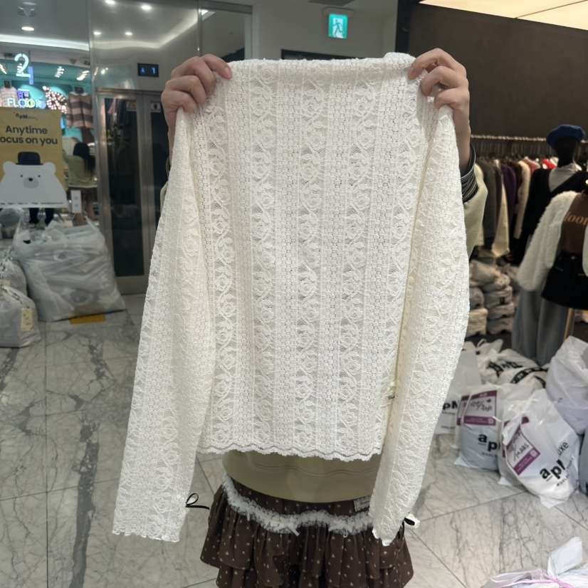 BOUTIQUE-L東大門直郵26秋冬蕾絲長袖T恤不含配飾蕾絲BOUTIQUE-L長袖T恤