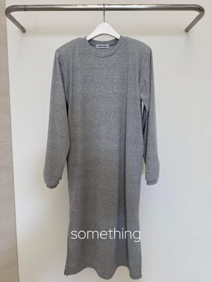 SOMETHING-L/FANCY韓國代購26秋冬簡約針織及踝連衣裙側邊開叉SOMETHING-L/FANCY連衣裙