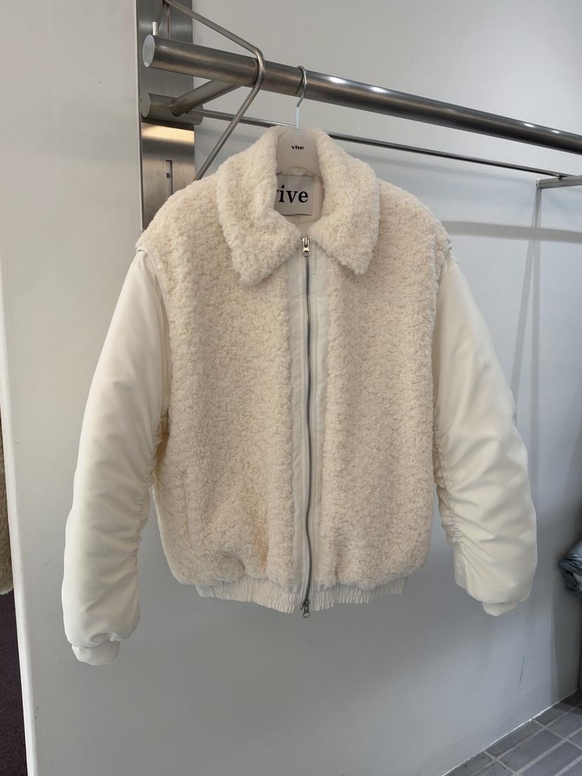 VIVE東大門實拍女士新品時尚推薦人氣熱賣真品休閑夾克VIVE夾克
