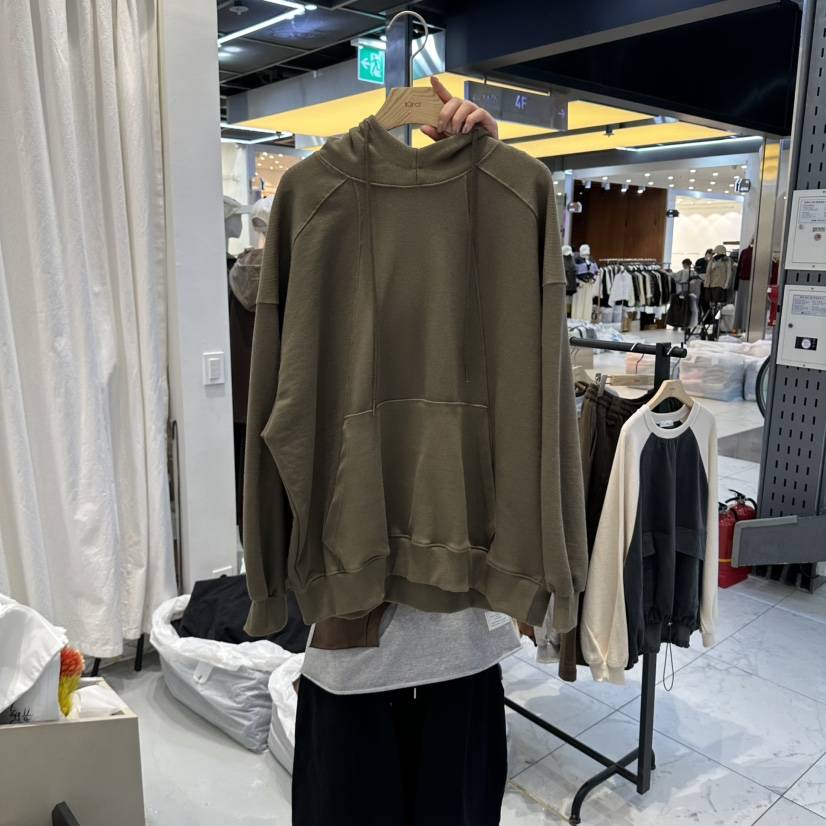 IN KIRA東大門代購女裝新品真品人氣熱賣推薦時尚休閑衛衣IN KIRA衛衣