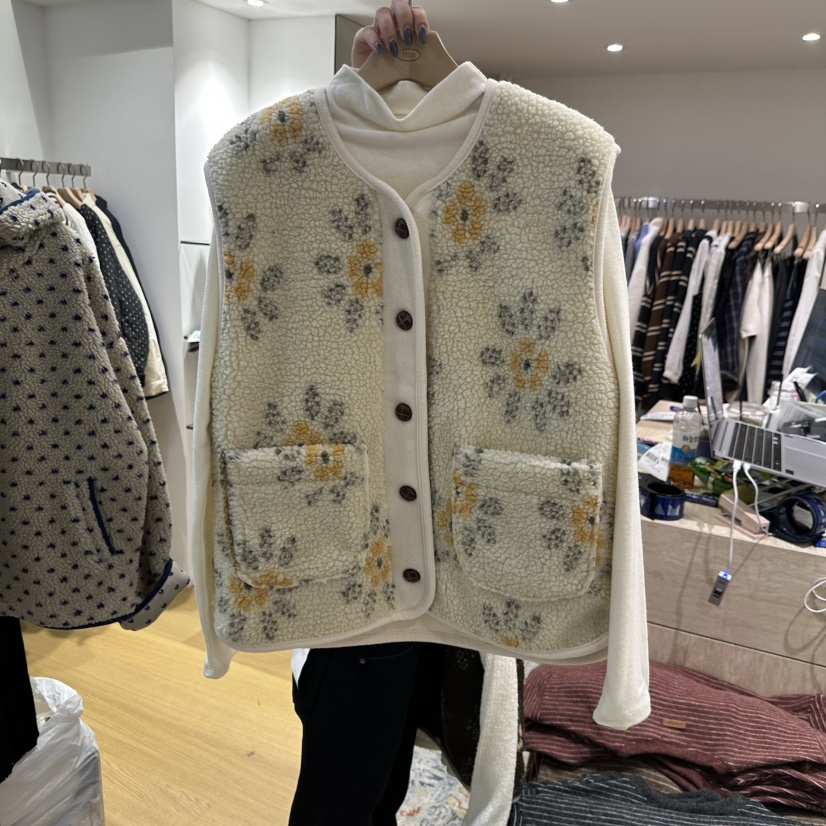 TIZZI韓國代購26秋季羊羔毛小碎花馬甲不含內搭單排扣花朵圓領TIZZI馬甲