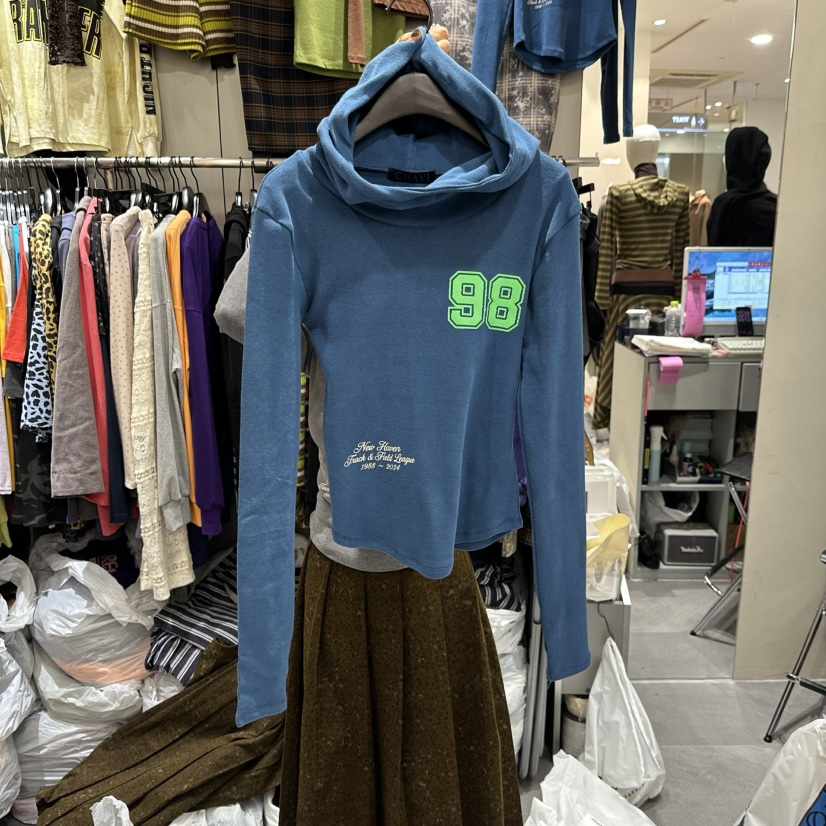 CHAVI東大門實拍26秋冬修身短款連帽印花衛衣修身高領短款連帽CHAVI衛衣