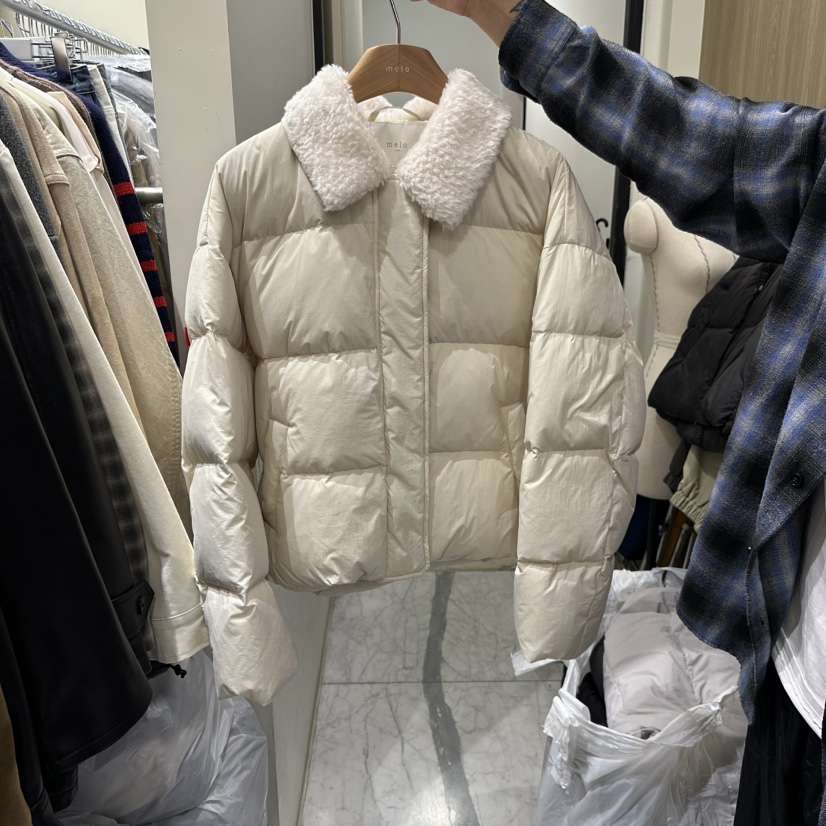 MELO東大門直郵26秋季羊羔毛領短款羽絨服羊皮短款落肩翻領絎MELO短款羽絨服