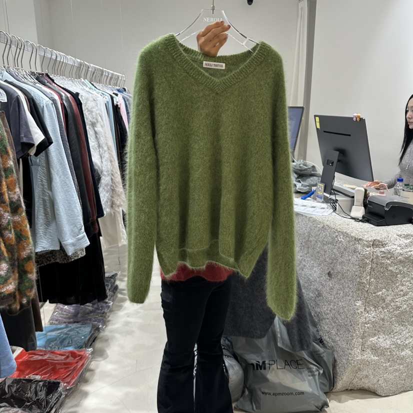 NEROLI 36韓國直郵26秋冬寬松V領長毛針織毛衣落肩寬松NEROLI 36毛衣