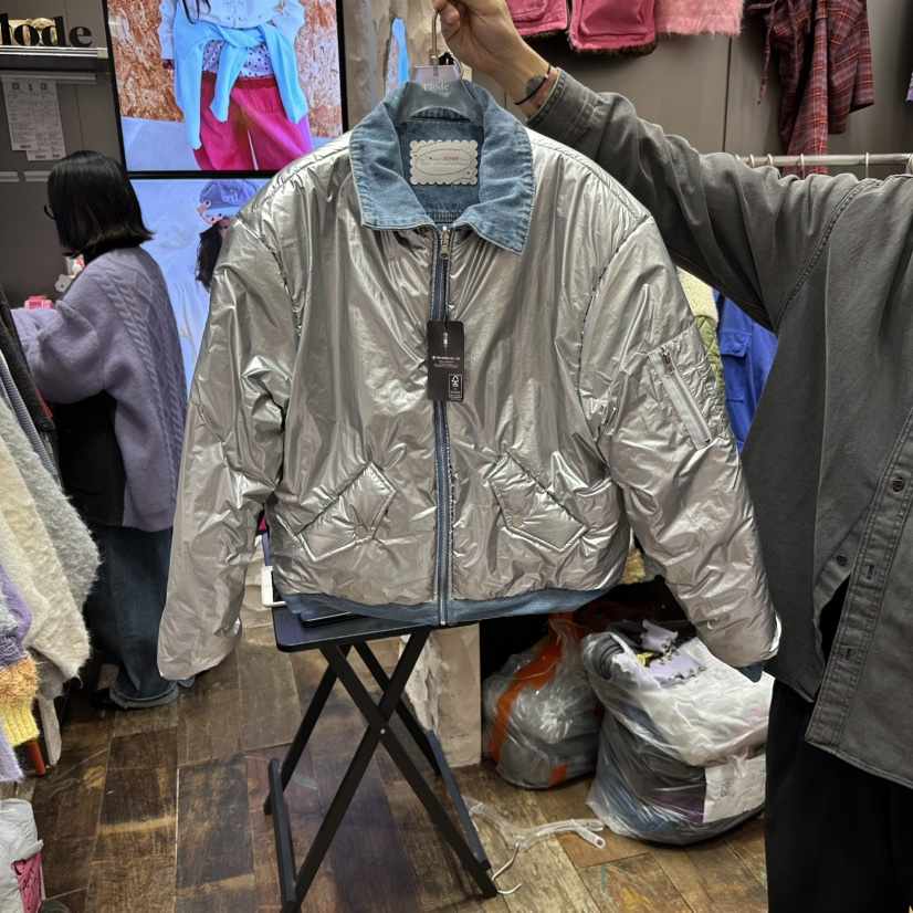 CLODE東大門代購26秋冬亮面牛仔領短款棉服拉鏈開合口袋翻領雙CLODE短款棉服