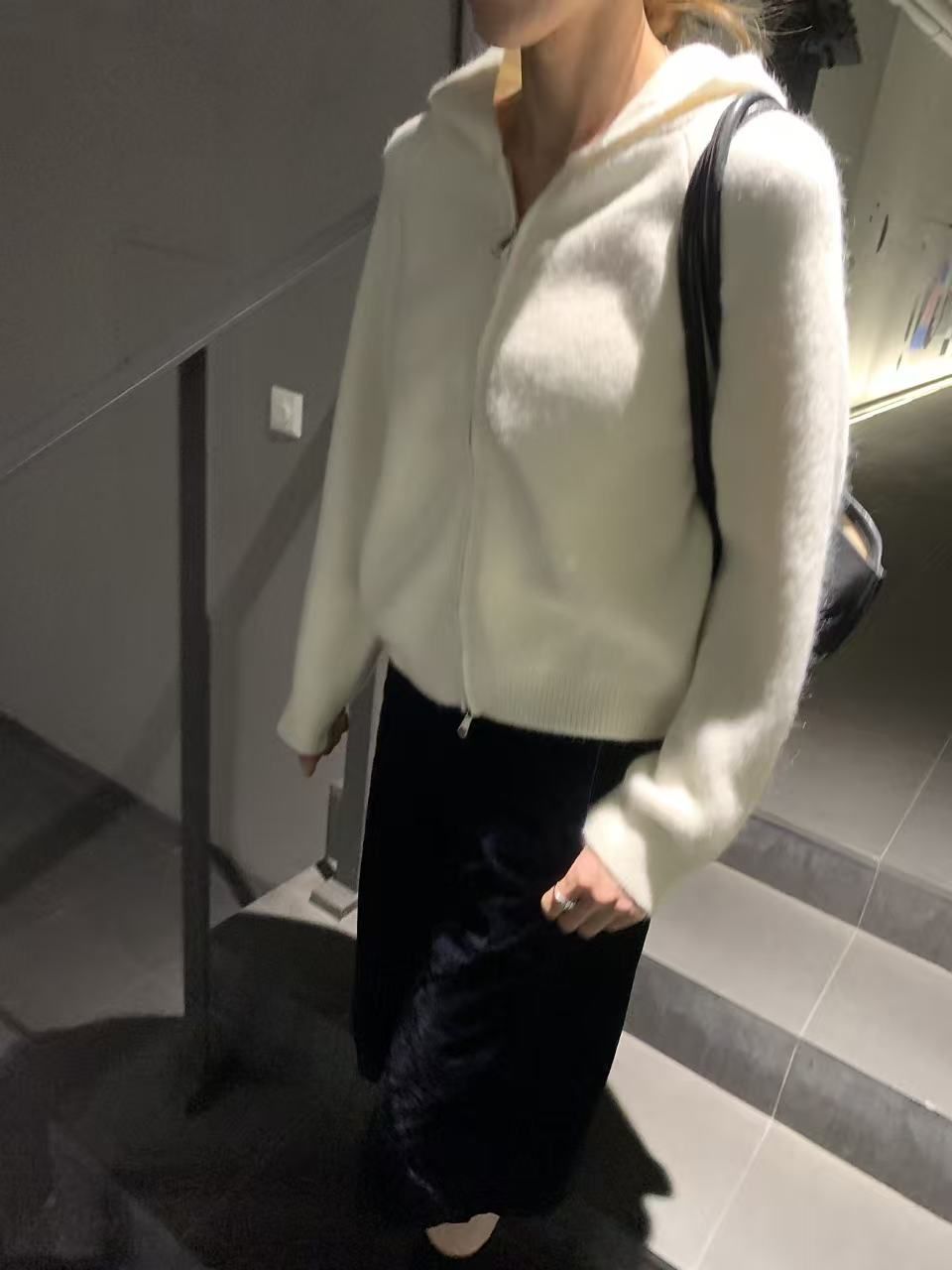 NEUF-2件起訂東大門實拍26秋冬連帽針織開衫針織衫拉鏈開合安NEUF-2件起訂針織衫