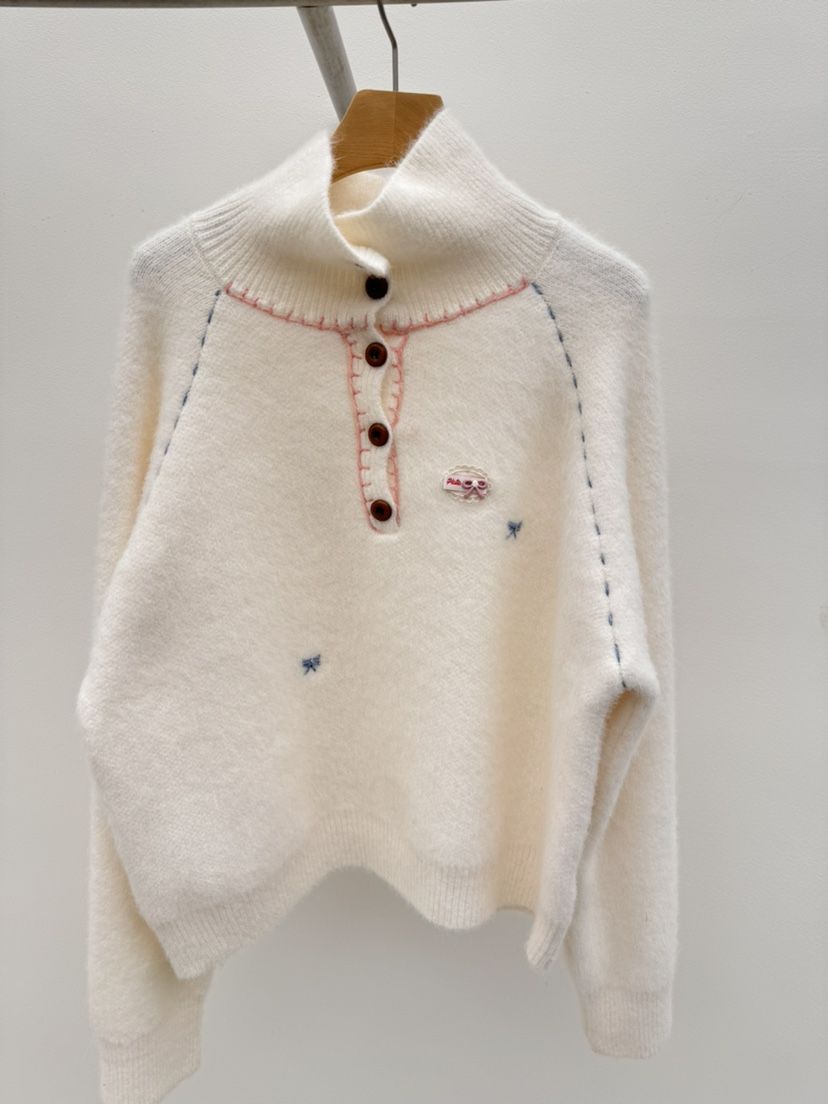 THORE韓國代購26秋冬半開襟立領刺繡毛衣插肩袖立領刺繡高領開THORE毛衣