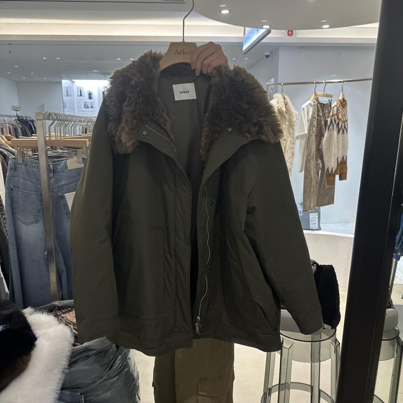 Acker東大門代購26秋冬毛領短款羽絨服羽絨服口袋毛皮按扣寬松Acker短款羽絨服