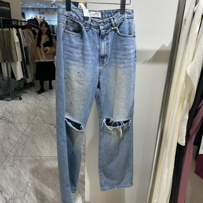 TOPDRESSING韓國代購26秋冬破洞直筒牛仔褲毛邊設計直筒復古破TOPDRESSING牛仔褲
