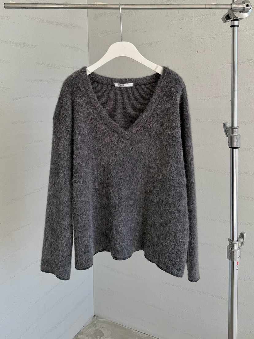 URBANE cloth東大門直郵26秋冬深V領長毛絨毛衣深V領落肩URBANE cloth毛衣