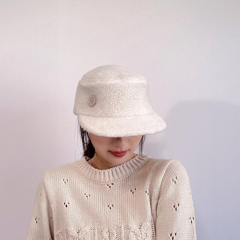 LOVELY HAT東大門直郵26秋冬毛絨短檐裝飾扣帽帽子LOVELY HAT帽子